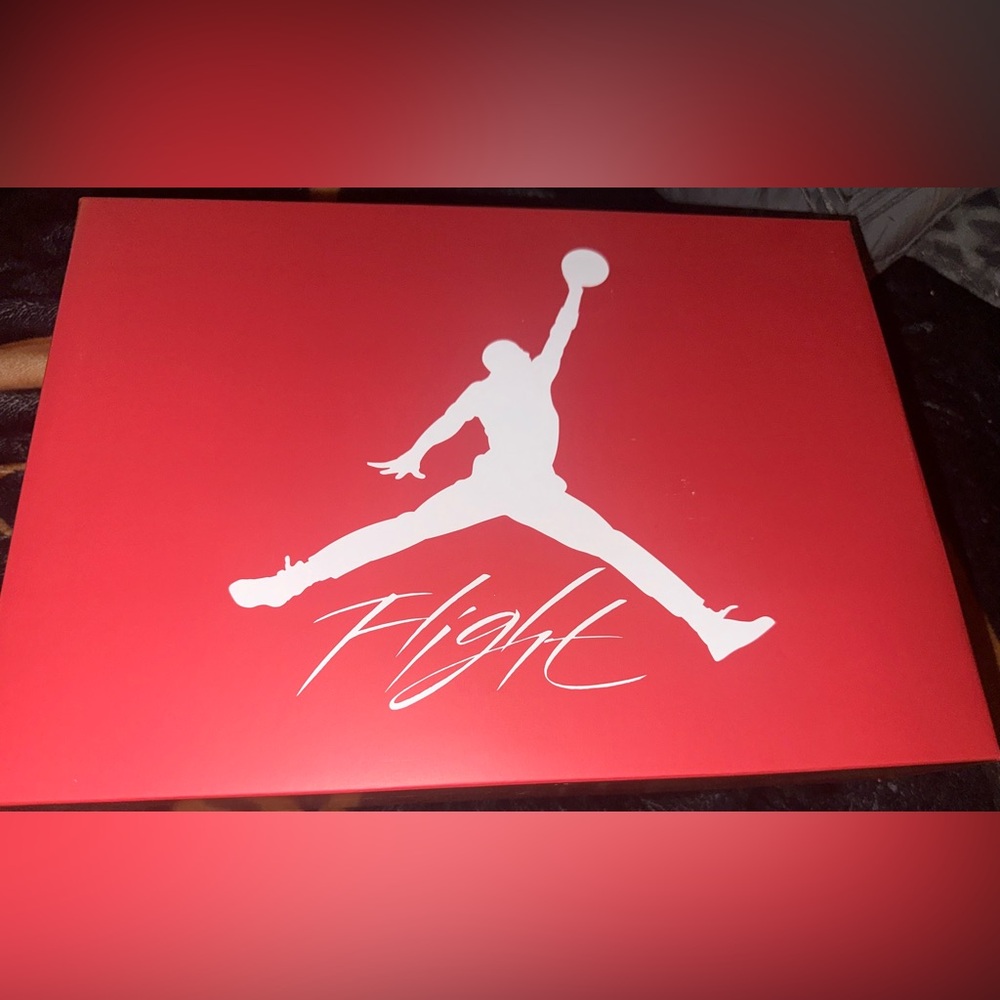 S🚫LD 🆕inBox “Air Jordan 4 Retro Valentine” Size Wmns 10 Men 8.5 - Picture 3 of 14